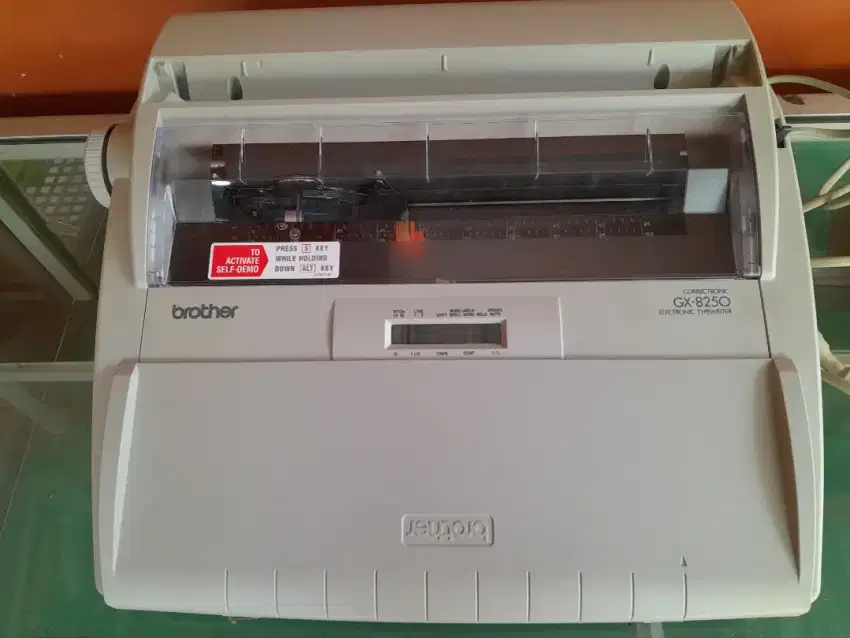 Mesin Tik Listrik BROTHER GX-8250