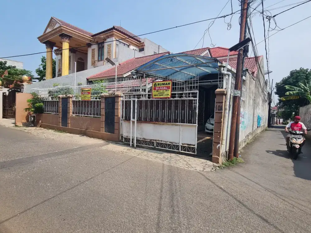 Rumah luas Asri di Poltangan Pasar Minggu Tanjung Barat