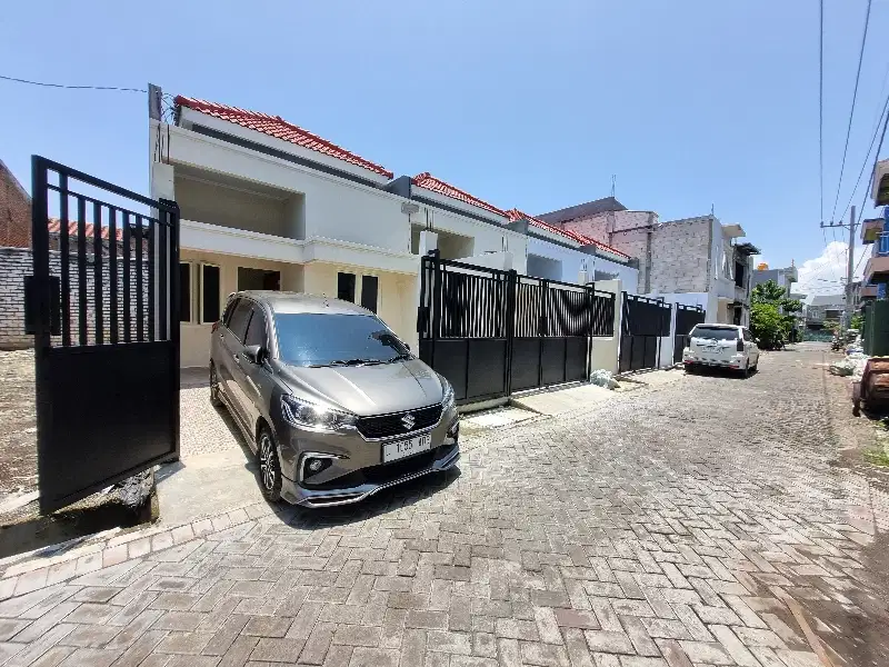 rmh baru 1Lt di lebak indah dekat UNAIR,Dr soetomo dll