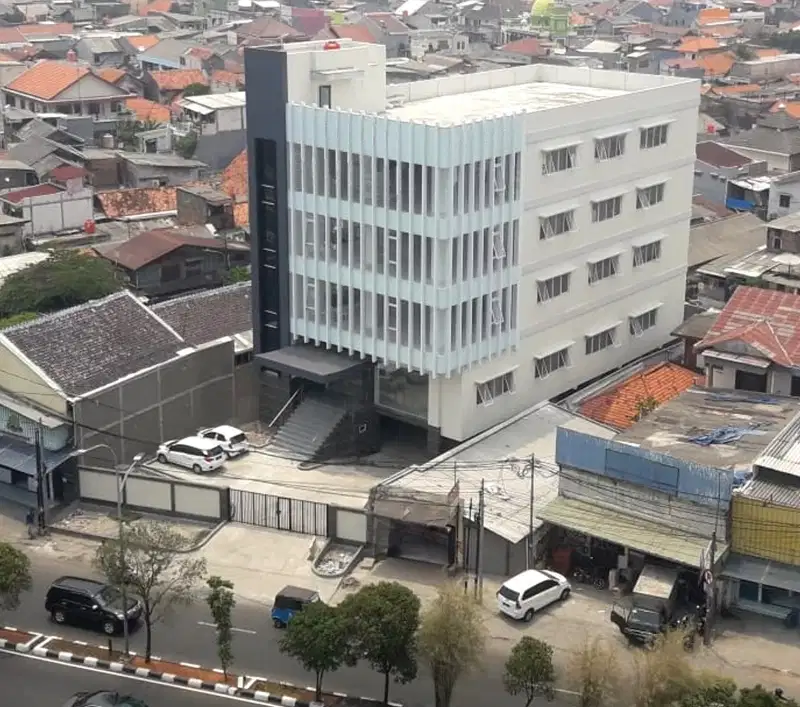 Gedung 5.5 Lantai 759m² Jl Pramuka Utan Kayu Matraman ada Basement