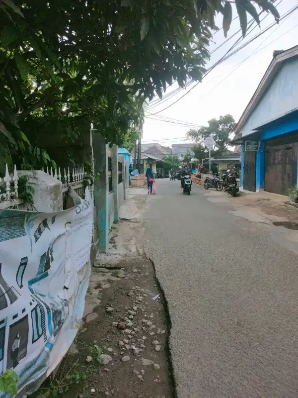 rumah townhouse 900 jutaan jakarta selatan dekat tol stasiun