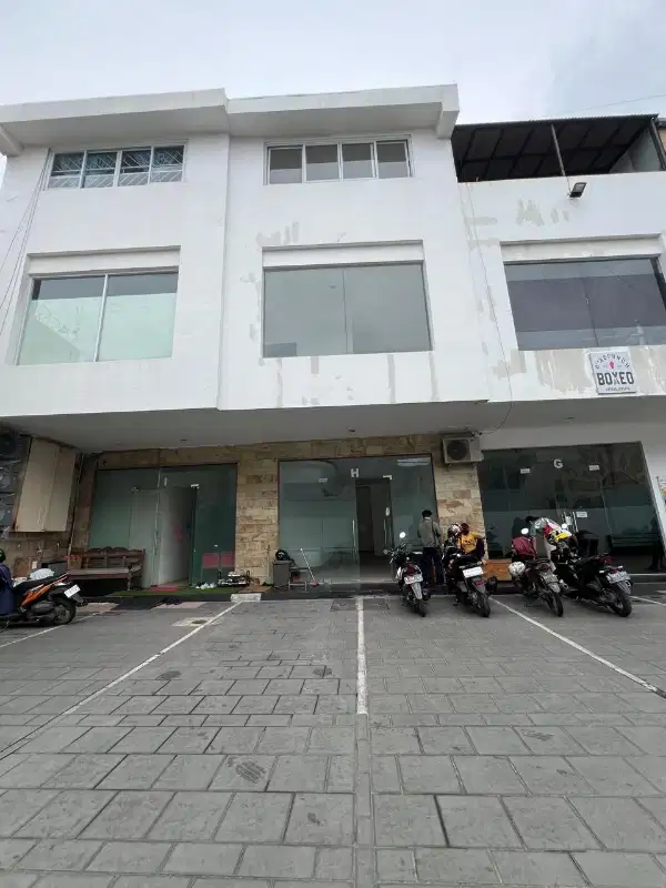 Disewakan ruko di Ampera jakarta selatan