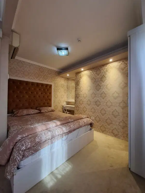 DISEWAKAN 3BR MODIF 1BR FURNISH SIAP HUNI APARTEMEN BASSURA CITY
