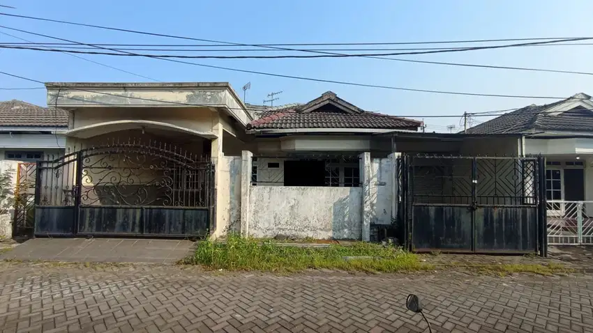 MILIKI SEGERA RUMAH SELANGKAH DARI TOL WARU SIDOARJO