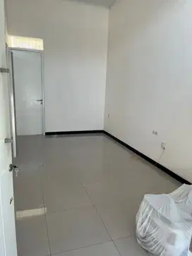 Disewakan rumah taman Kopo indah V siap huni