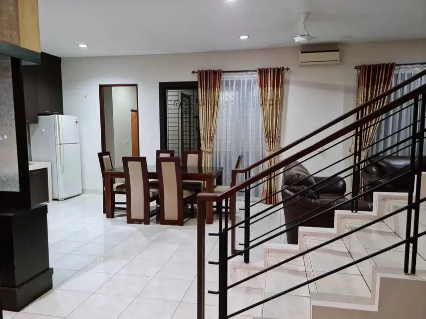 Dijual rumah full furnish sudah renov di cluster Green Cove BSD