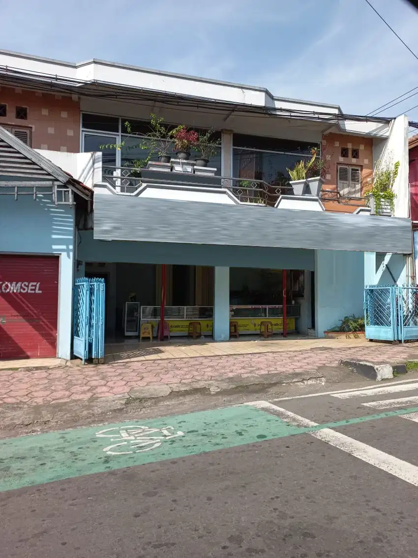 Rumah Dijual Lokasi di Jl. Brigjen Sudiarto Salatiga