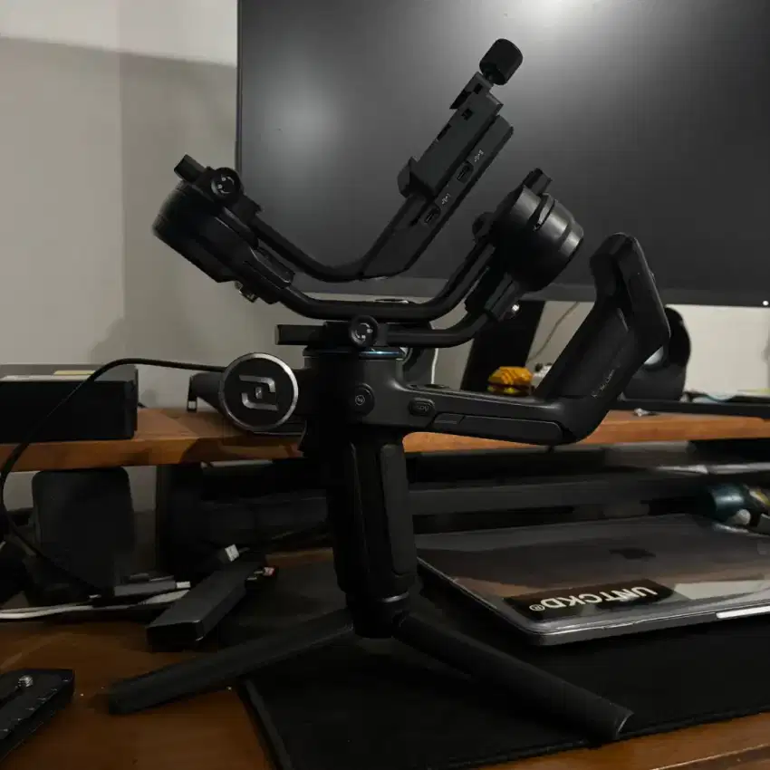 Gimbal Stabilizer Feiyu Scorp C