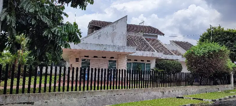 Dijual rumah asri di Bogor Baru