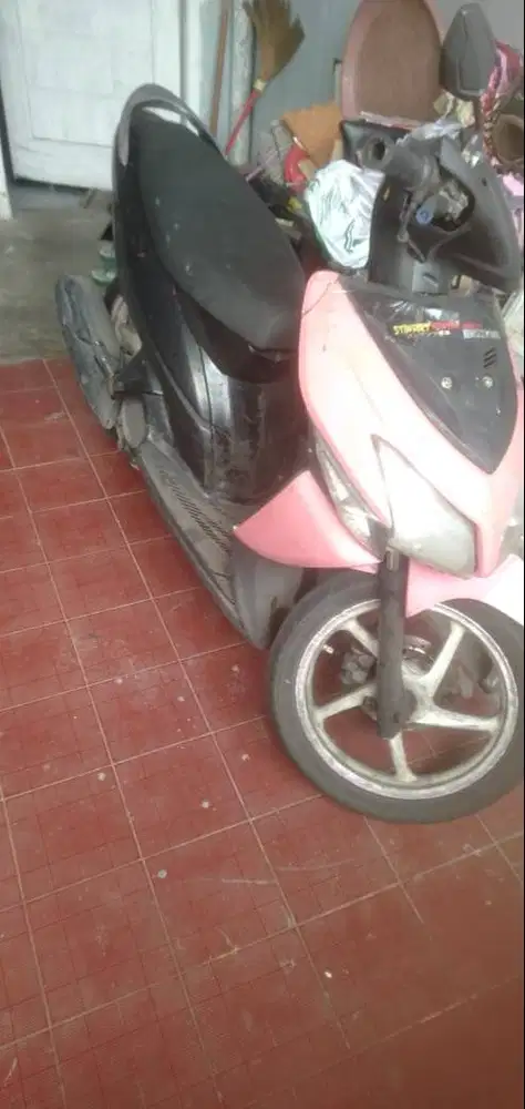Motor Vario 110 karbu 2007 Depok
