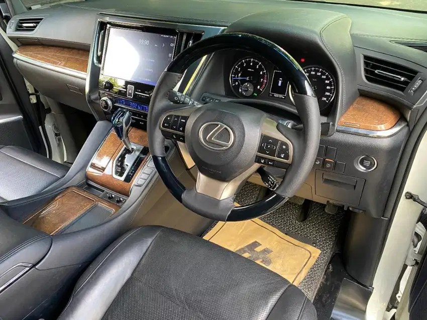 Alphard 3.5 Q Executive Lounge Up Grade Full Lexus LM350 Modif +150jt