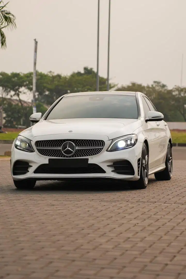 Highest Spec! Mercedes Benz C300 AMG Facelift W205 2019 Bmw 330 g20