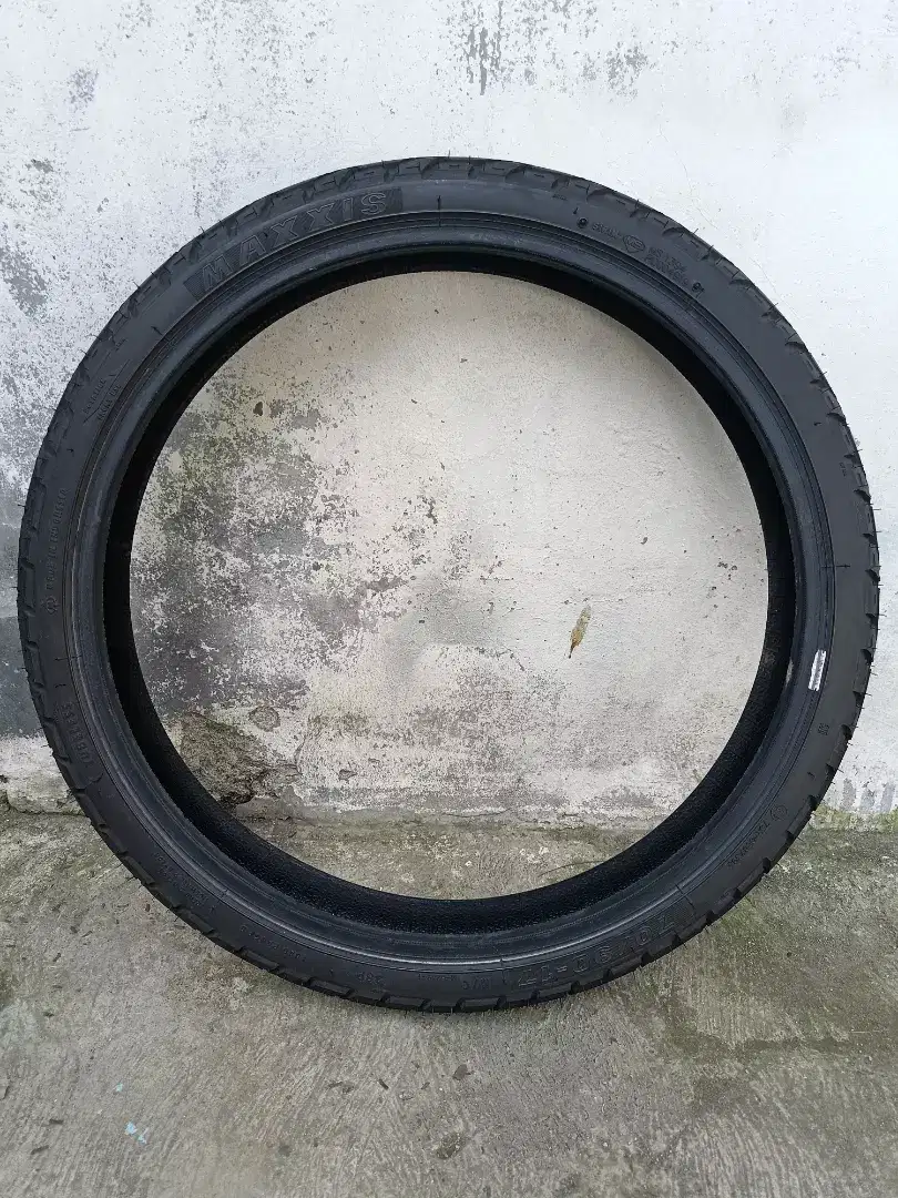 Ban Tubles ring 17 bekas