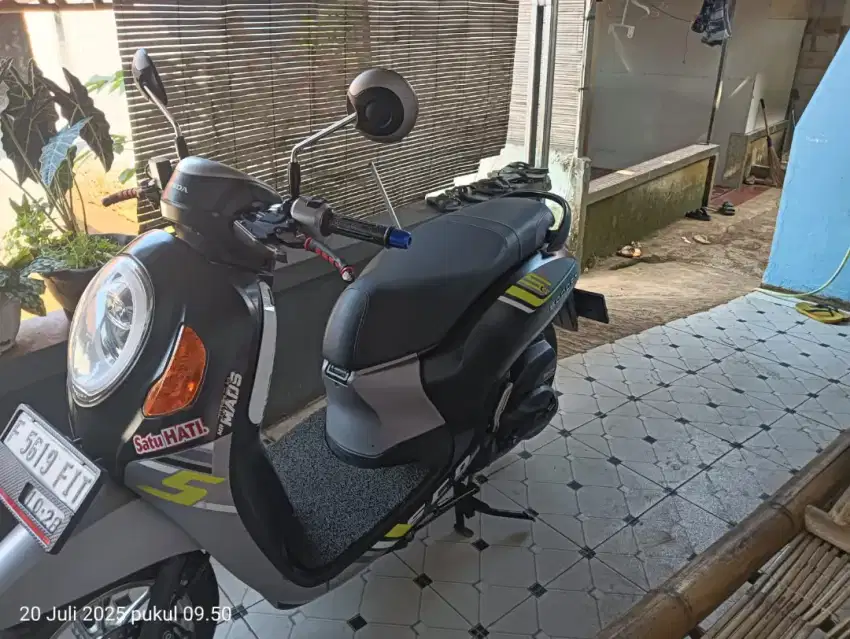 DI JUAL SCOOPY 2023 SURAT LENGKAP PAJAK IDUP