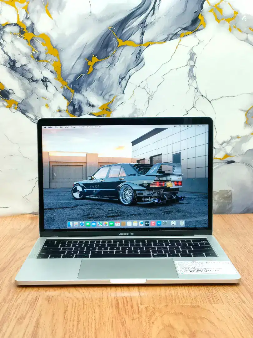 MACBOOK PRO RETINA 2019 13 core i 7