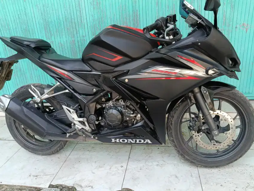 Cbr 150R Facelift