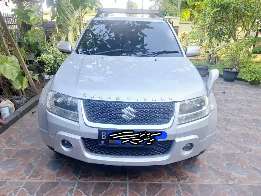 Suzuki grand vitara 2011
