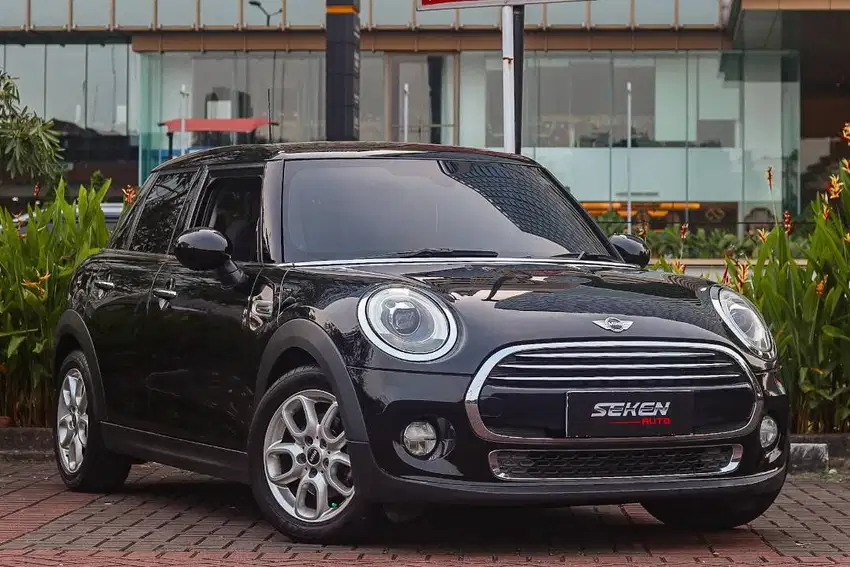 Mini Cooper 5 Doors 1.5 AT Matic 2015 Hitam Metalik