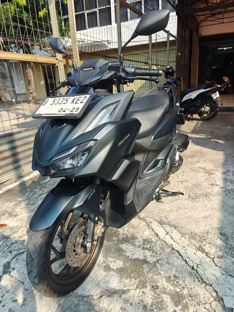 Vario 160 abs 2024 km 12rb dp 1jt kez ota