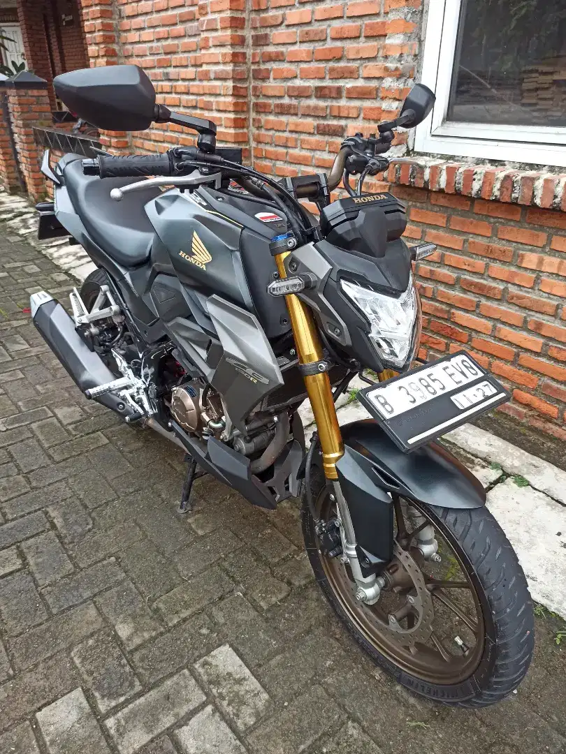 Honda CB 150R SE 2022/2023 Gress Istimewa Pajak on panjang