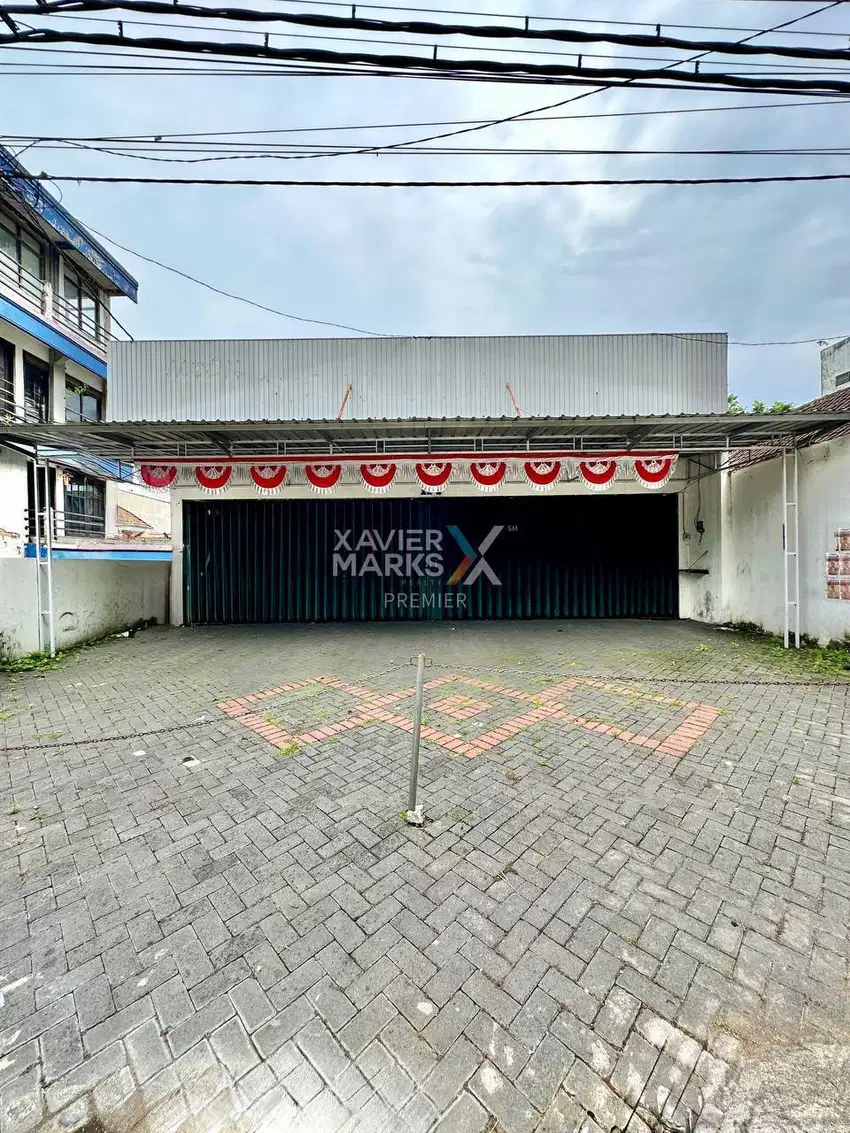 Disewakan Ruang Usaha Super Strategis di Poros Jl. Ahmad Yani, Malang