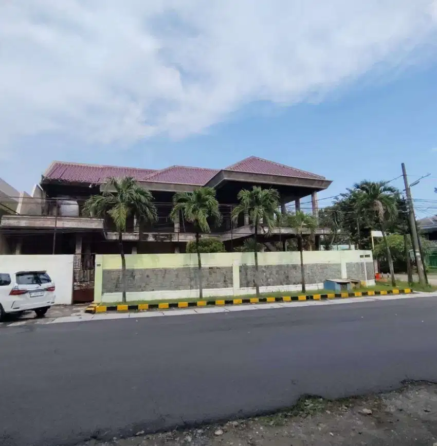 RUMAH RAYA MANYAR INDAH, HITUNG TANAH, STRATEGIS