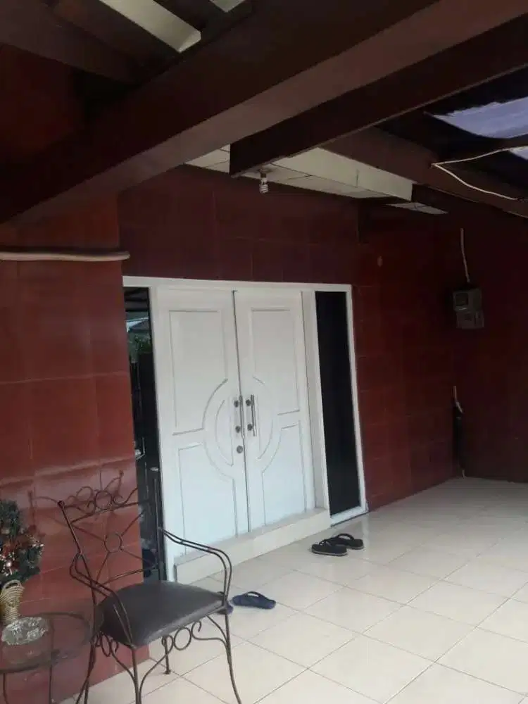 Dijual Rumah Strategis bisa utk Usaha Pekayon Bekasi Selatan
