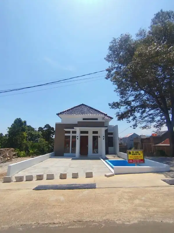 500 Meter ke jalan Raya, Rumah Mewah Bandung Timur