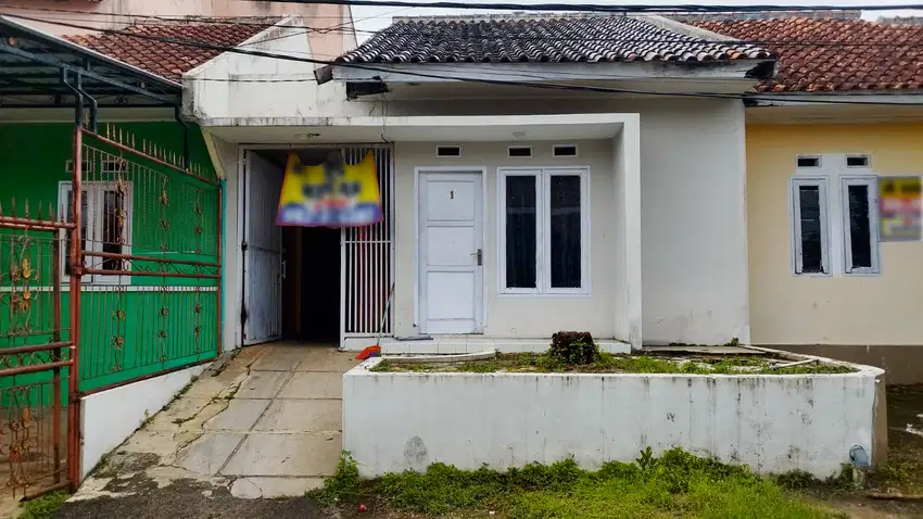 Kost - Kostan 15 Pintu Cocok Untuk Bisnis di Mande, Cianjur