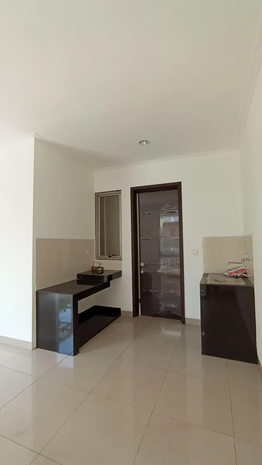 Jual rumah 6x10 pik2