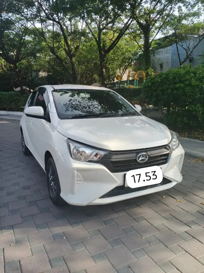 Di jual ayla manual 2023 putih