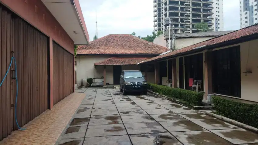Rumah lama murah Hitung tanah Mainroad Buah Batu kota Bandung