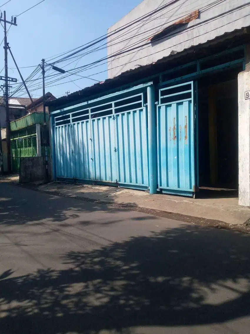 Dijual RUMAH KOST BANGUNAN LAMA 2 LANTAI