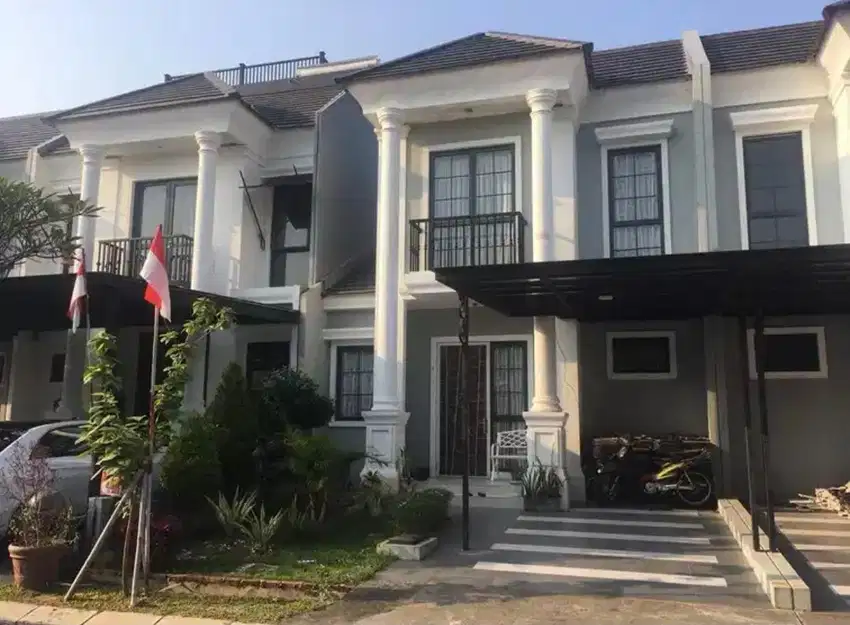Rumah siap huni, renovasi, Utara, di Cluster Pinewood Banjar Wijaya