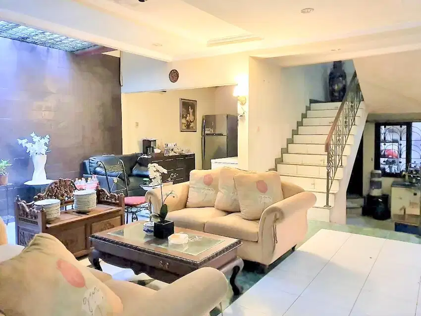 Rumah dijual Dua Lantai Siap Huni Dekat Bintaro XChange Mall Sektor 7