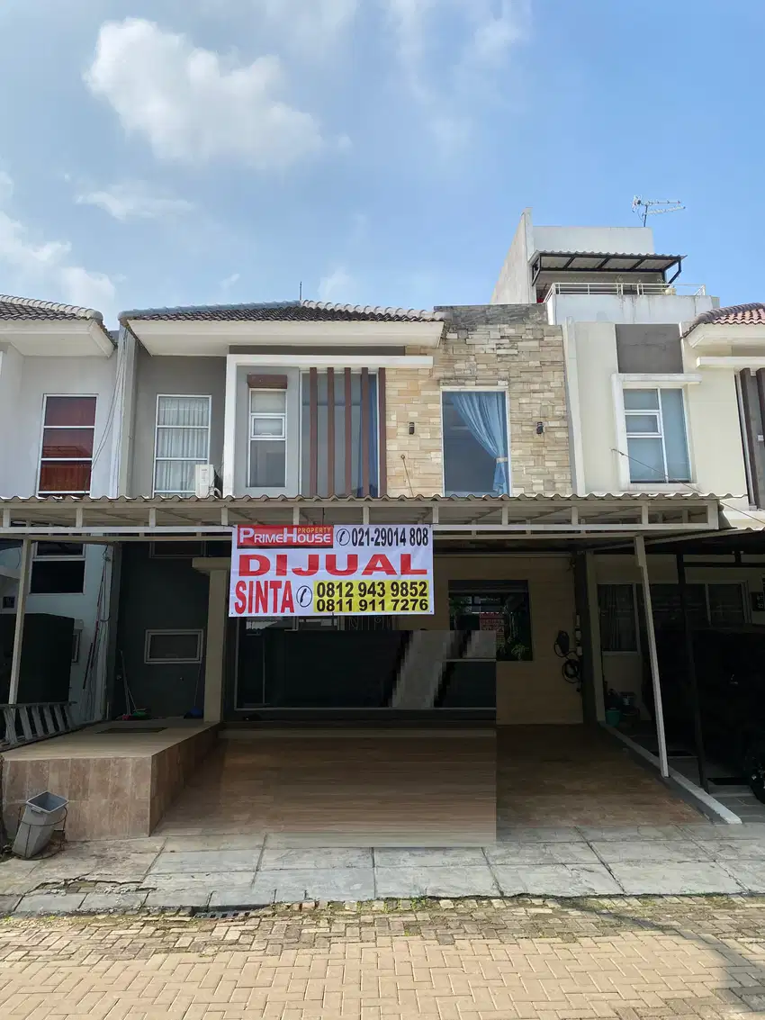 Dijual Rumah Gading Serpong Dekat Pintu toll 2 Lantai sudah Renovasi