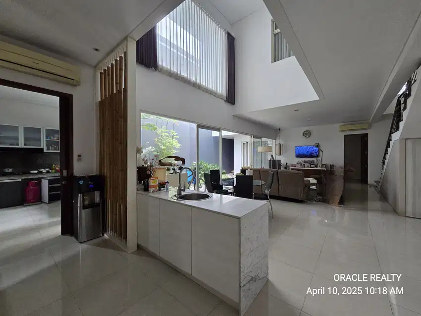 Jual Rumah Tropikal Minimalis Graha Family