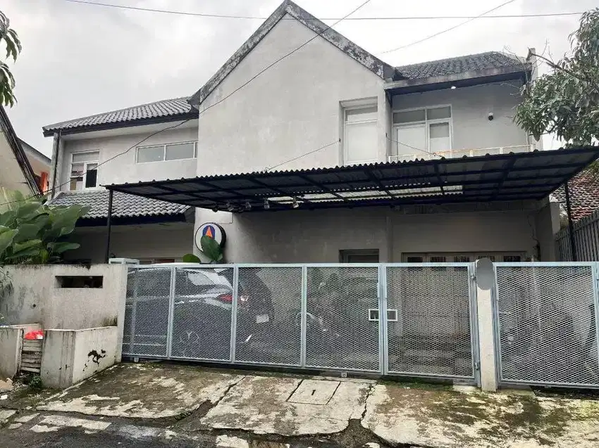 RUMAH BAGUS 2 LANTAI DI TURANGGA BUAH BATU BANDUNG STRATEGIS