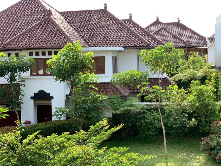 DIJUAL RUMAH DI JL.KINTAMANI, CIPUTAT TIMUR LT.400m2 HARGA NEGO