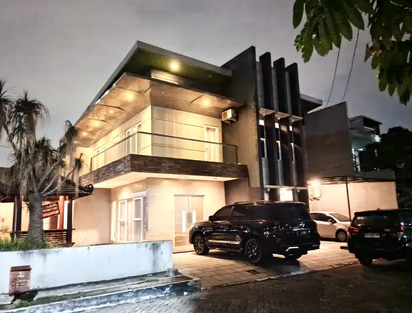 Rumah Mewah Furnish Strategis Unimas Waru Sidoarjo