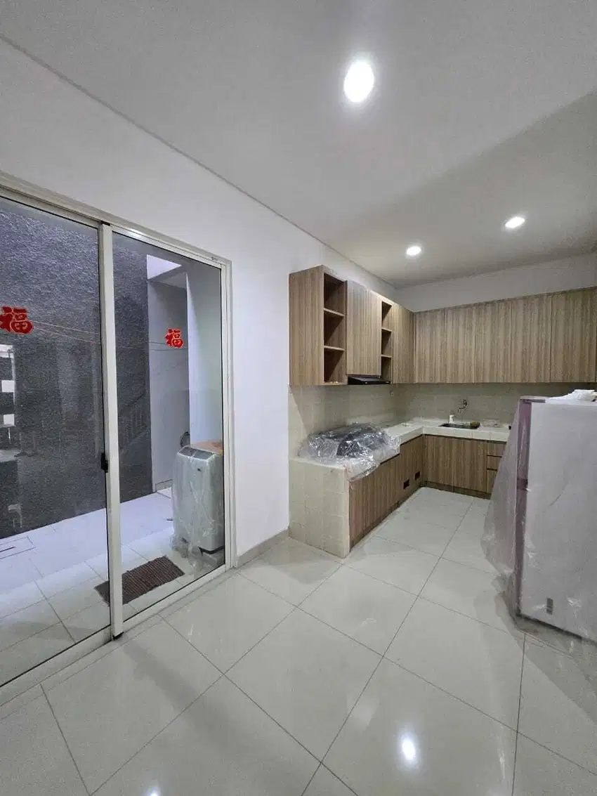 Rumah Pantai indah kapuk 1 uk 6x15 SHM rapi siap huni cluster favorit