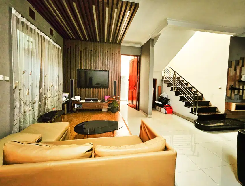 Rumah Cantik Di Buahbatu Regency dekat Tol Batununggal STT TELKOM