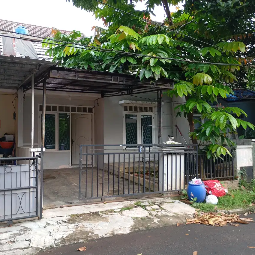 JUAL CEPAT Rumah di Regency Melati Mas, Serpong - 1 LT