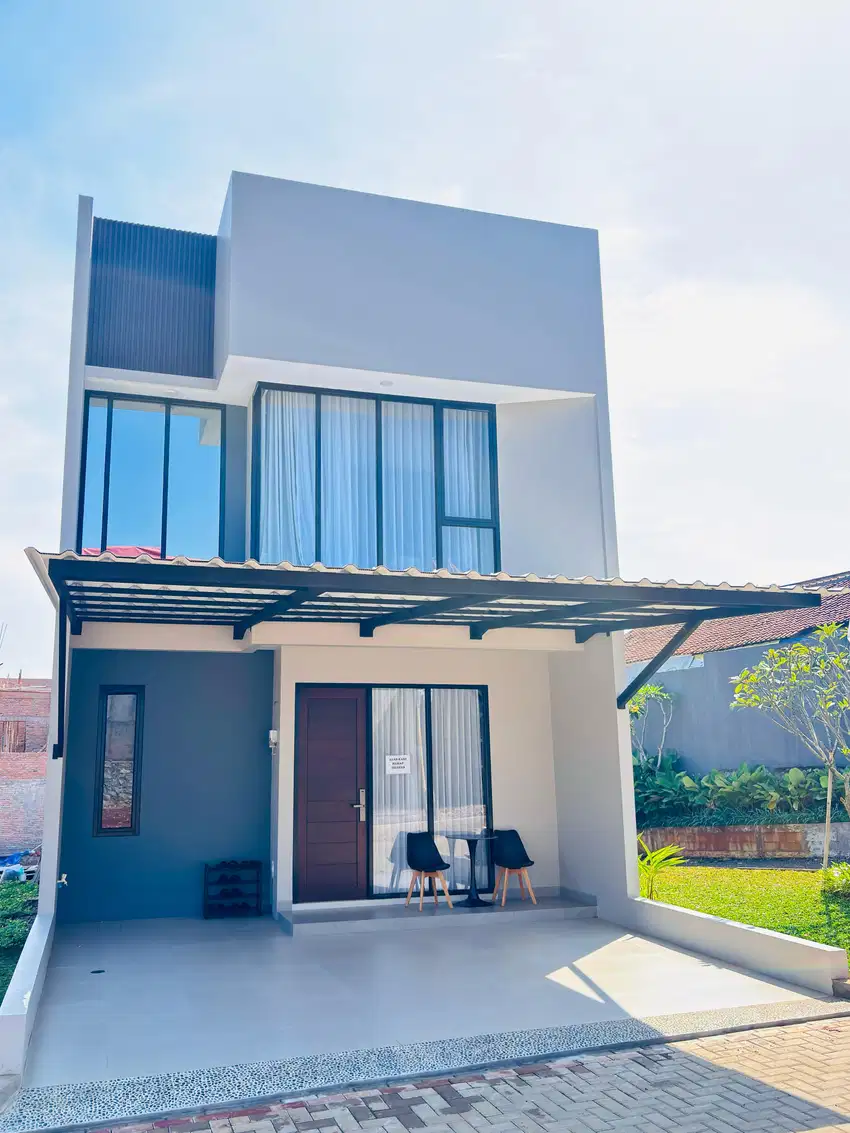 RUMAH DALAM CLUSTER TERMEWAH DI CIPAYUNG AKSES DEKAT LRT