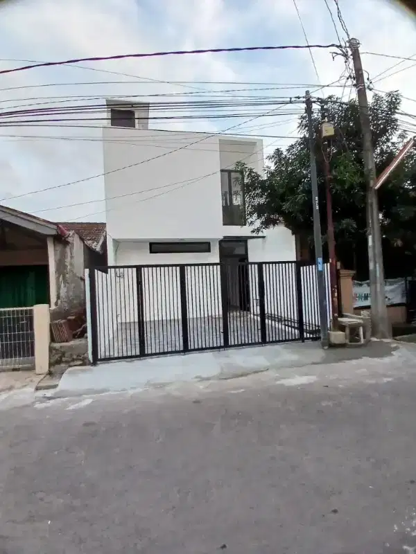 Rumah Murah 2 Lantai di Komplek Dappen Cimanggis Depok