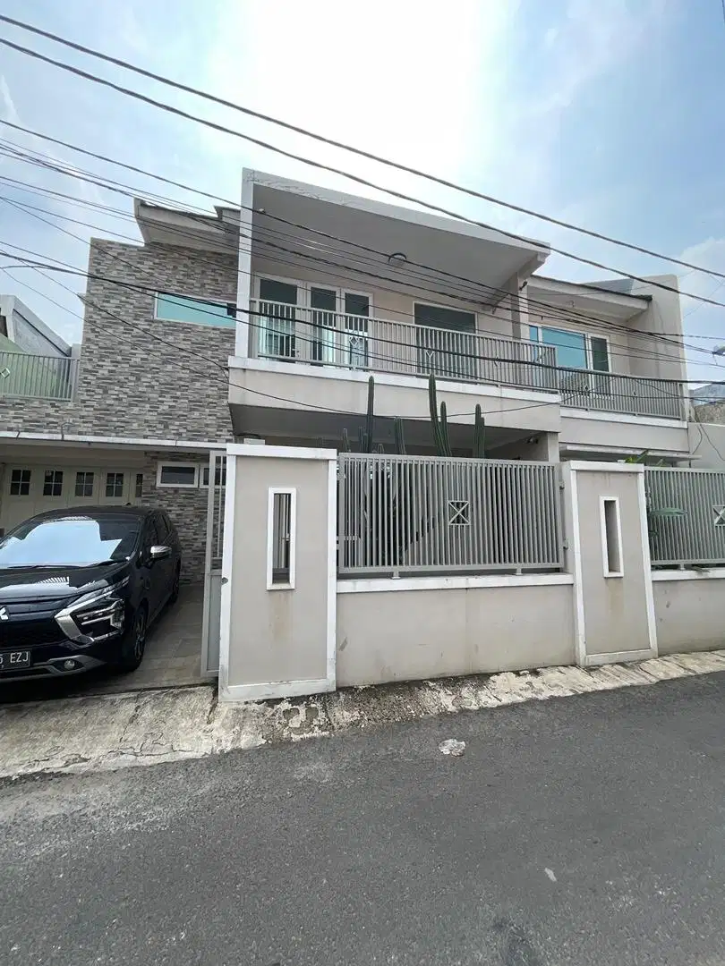 Rumah Strategis Jakarta Selatan Ragunan