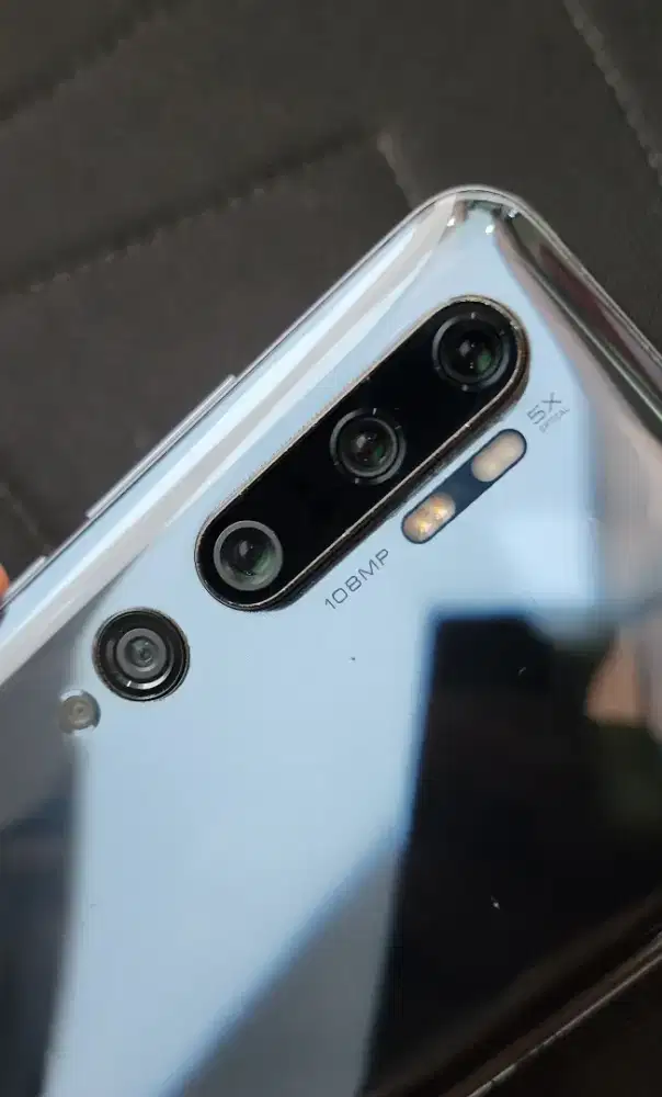 Mi Note 10 : 5 (lima) Kamera Belakang, 32 Mp Selfie