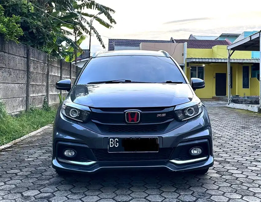 [DP 20jt] Honda Mobilio RS manual 2017 km rendah orisinil mulus sekali