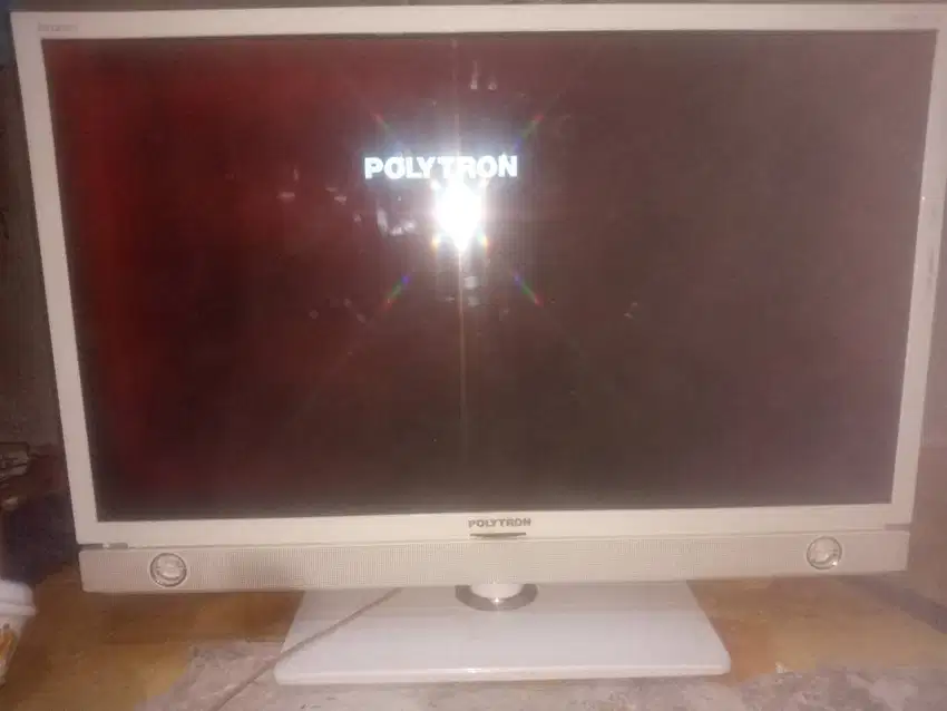 Tv Polytron 32 inci