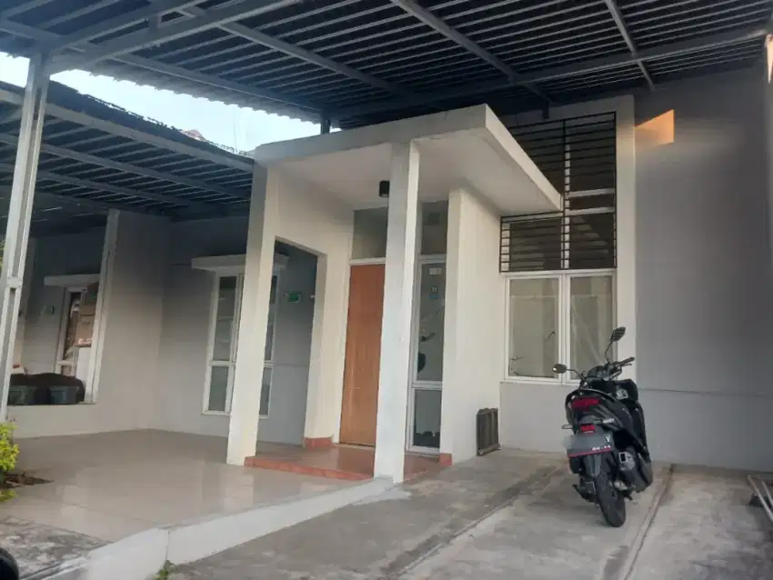 Rumah kontrak dgn prabot di Grand Kawanua Manado